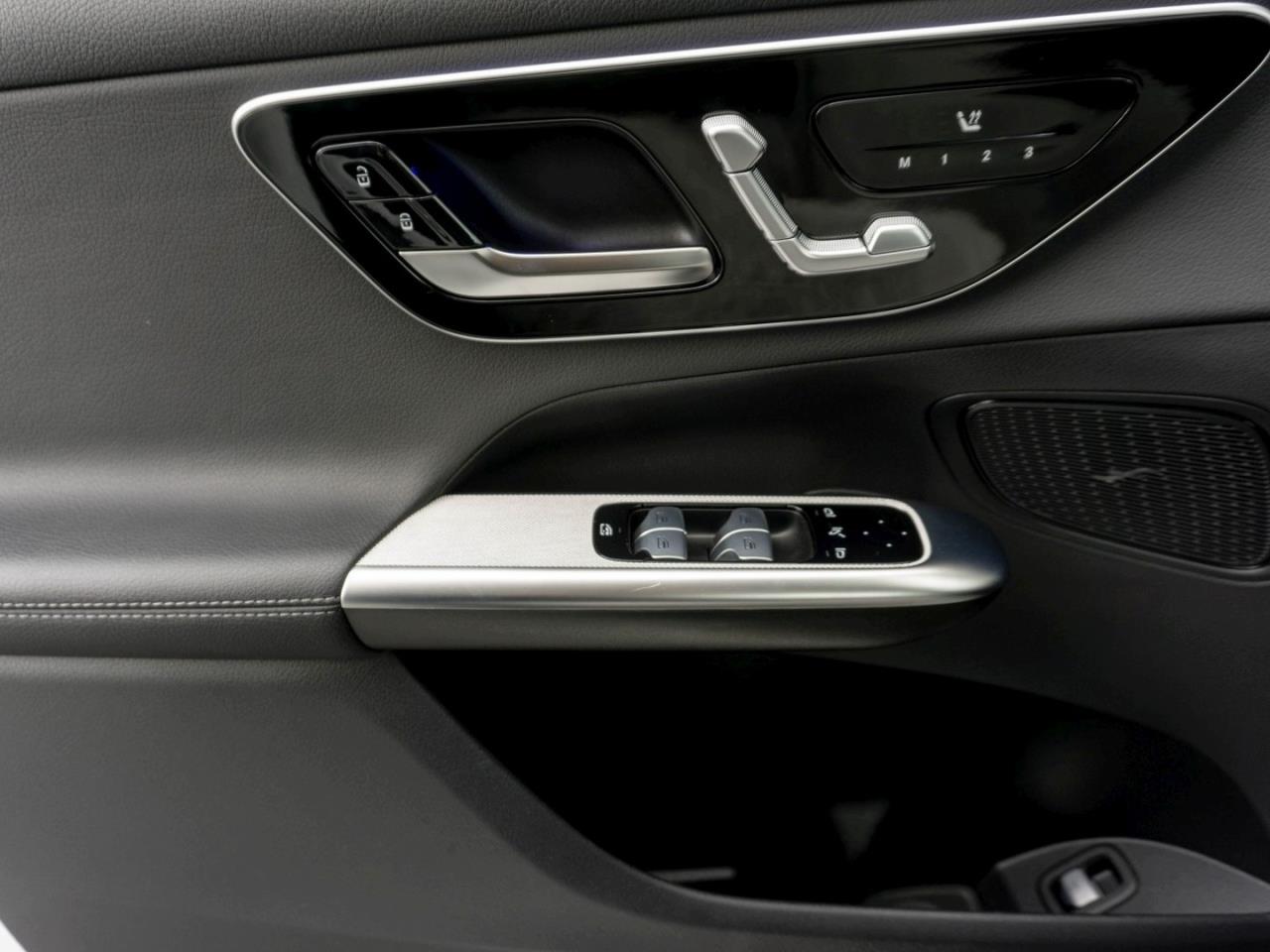 Mercedes-Benz GLC 200 4M Avantgarde Panorama Standheizung 360°