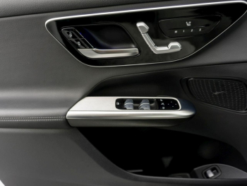 Mercedes-Benz GLC 200 4M Avantgarde Panorama Standheizung 360°