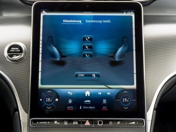 Mercedes-Benz GLC 200 4M Avantgarde Panorama Standheizung 360°