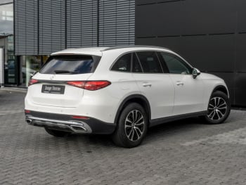 Mercedes-Benz GLC 200 4M Avantgarde Panorama Standheizung 360°