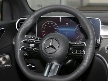 Mercedes-Benz GLC 200 4MATIC AMG MBUX Navi-Prem Panorama AHK