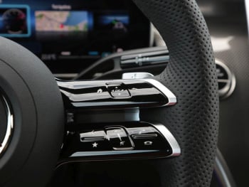 Mercedes-Benz GLC 200 4MATIC AMG Totwinkel Memory AHK 360° Mercedes-Benz GLC 200 4MATIC AMG Totwinkel Memory AHK 360°