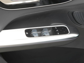 Mercedes-Benz GLC 200 4MATIC AMG Totwinkel Memory AHK 360°