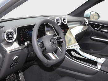 Mercedes-Benz GLC 200 4MATIC AMG Totwinkel Memory AHK 360°