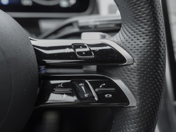 Mercedes-Benz GLC 220 d 4M AMG Panorama Burmester Distronic