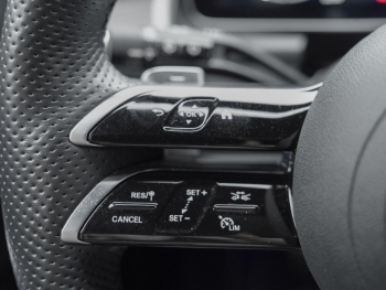 Mercedes-Benz GLC 220 d 4M AMG Panorama Burmester Distronic