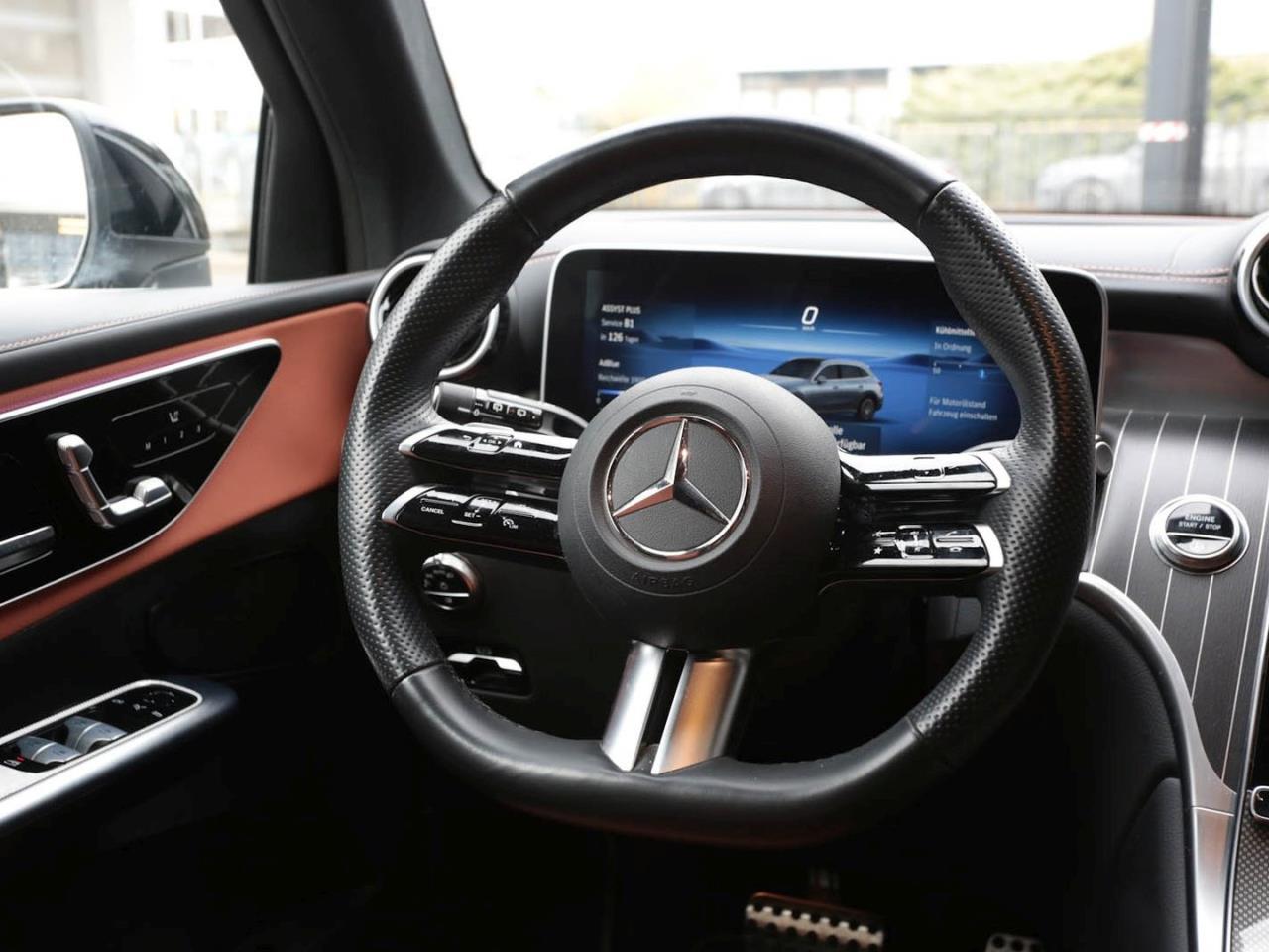 Mercedes-Benz GLC 220 d 4M AMG MBUX Navi Distronic 360°