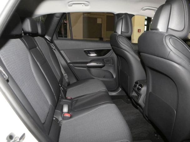 Mercedes-Benz GLC 220 d 4M Avantgarde MBUX Navi AHK Kamera Mercedes-Benz GLC 220 d 4M Avantgarde MBUX Navi AHK Kamera