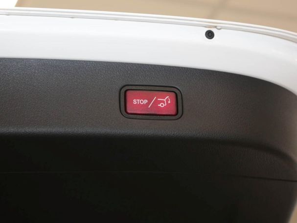 Mercedes-Benz GLC 220 d 4M Avantgarde MBUX Navi AHK Kamera Mercedes-Benz GLC 220 d 4M Avantgarde MBUX Navi AHK Kamera