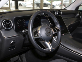 Mercedes-Benz GLC 220 d 4M Avantgarde MBUX Navi AHK Kamera