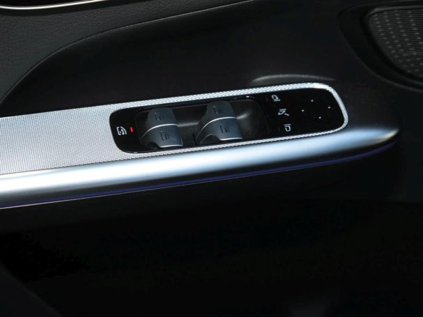 Mercedes-Benz GLC 220 d 4MATIC AMG Panorama Memory AHK 360° Mercedes-Benz GLC 220 d 4MATIC AMG Panorama Memory AHK 360°