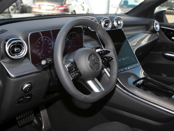 Mercedes-Benz GLC 220 d 4MATIC AMG Panorama Memory AHK 360°