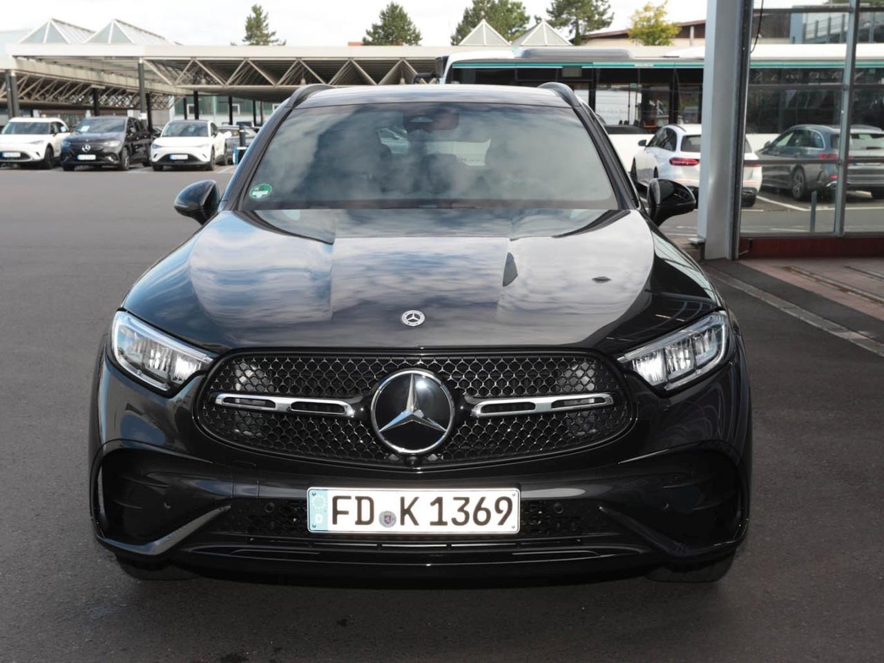 Mercedes-Benz GLC 220 d 4MATIC AMG Night Panorama AHK 360° Mercedes-Benz GLC 220 d 4MATIC AMG Night Panorama AHK 360°