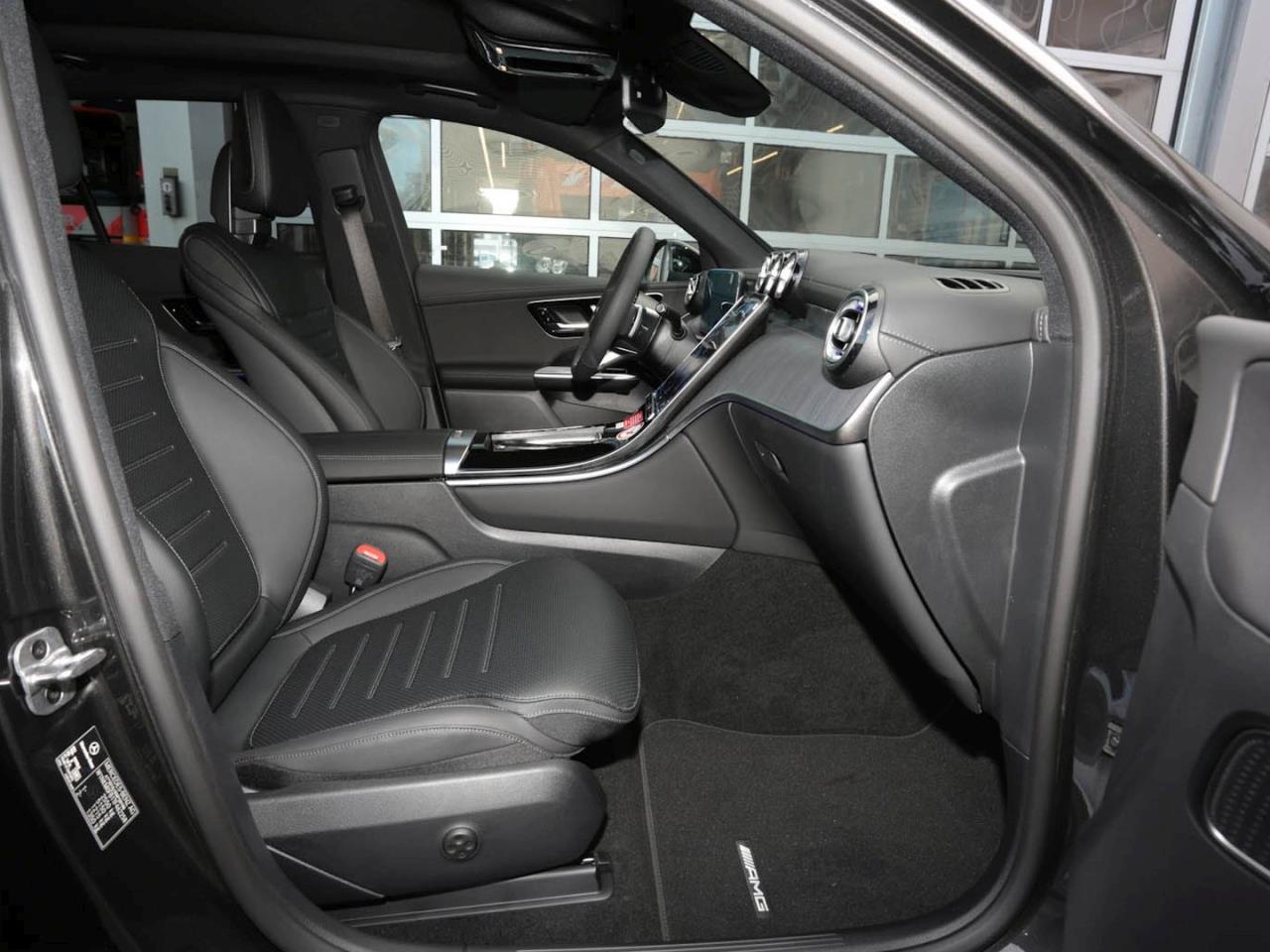 Mercedes-Benz GLC 220 d 4MATIC AMG Night Panorama AHK 360° Mercedes-Benz GLC 220 d 4MATIC AMG Night Panorama AHK 360°