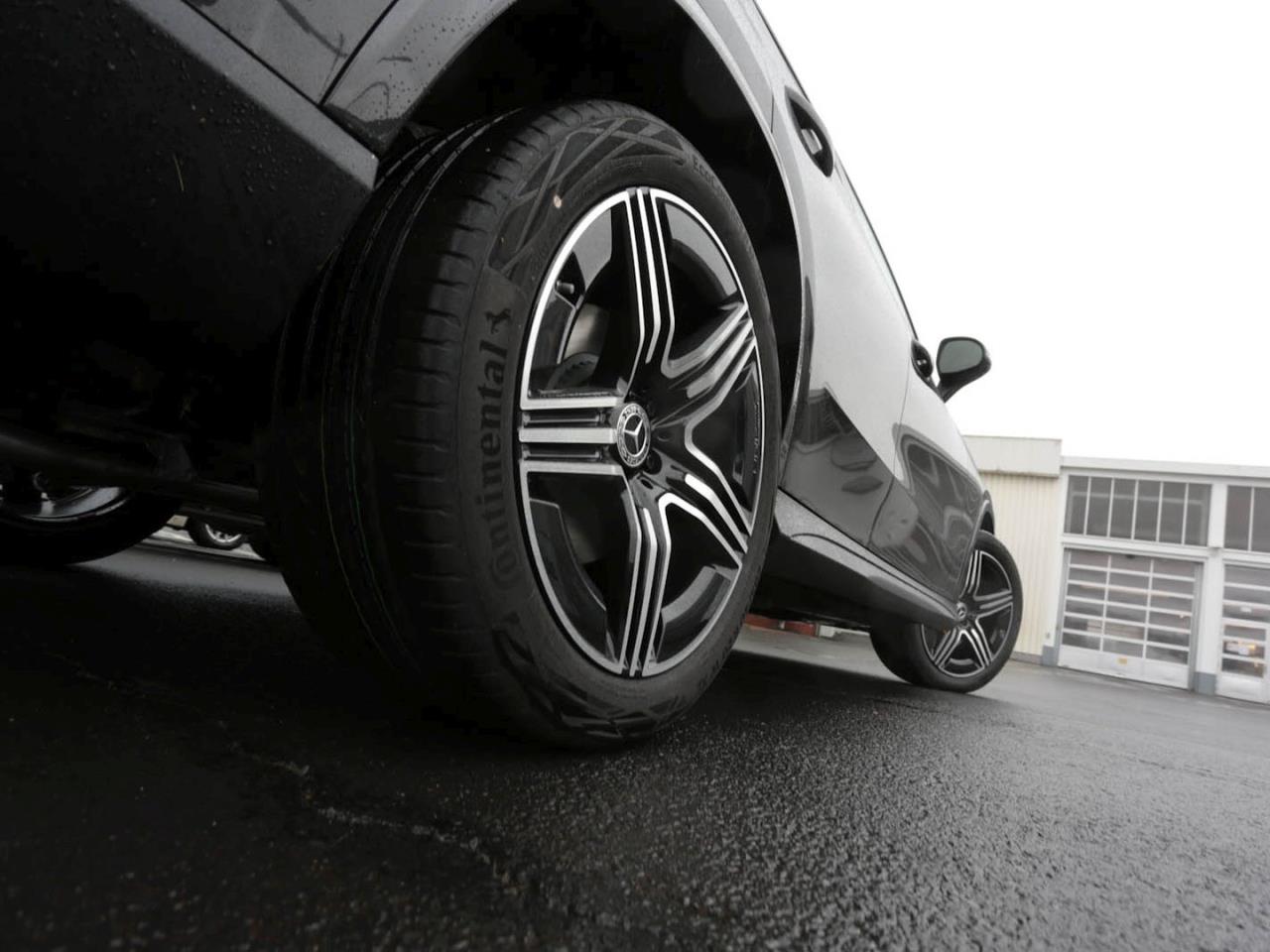 Mercedes-Benz GLC 220 d 4MATIC AMG Night Memory 360° AHK Mercedes-Benz GLC 220 d 4MATIC AMG Night Memory 360° AHK