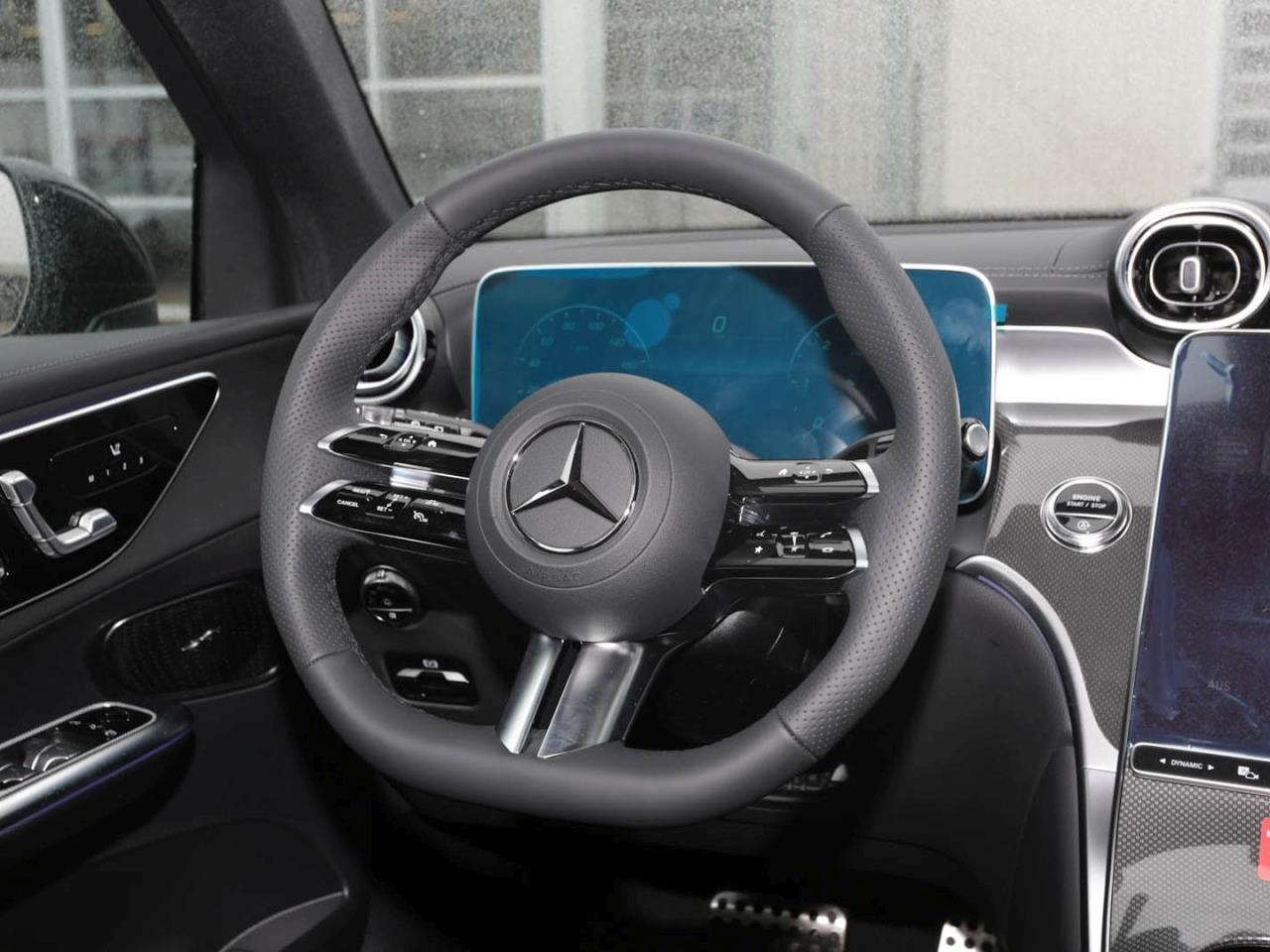 Mercedes-Benz GLC 220 d 4MATIC AMG Night Memory 360° AHK Mercedes-Benz GLC 220 d 4MATIC AMG Night Memory 360° AHK