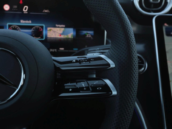 Mercedes-Benz GLC 220 d 4MATIC AMG MBUX Navi Memory AHK 360°