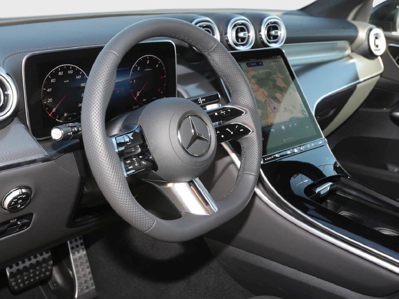 Mercedes-Benz GLC 220 d 4MATIC AMG MBUX Navi Memory AHK 360°