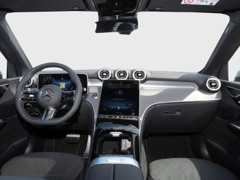 Mercedes-Benz GLC 220 d 4MATIC AMG Navi Panorama Memory 360°