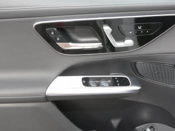 Mercedes-Benz GLC 220 d 4MATIC AMG Night Distronic Panorama AHK