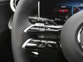 Mercedes-Benz GLC 220 d 4MATIC AMG Night Distronic Panorama AHK