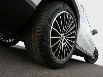 Mercedes-Benz GLC 220 d 4MATIC AMG Night Distronic Panorama AHK