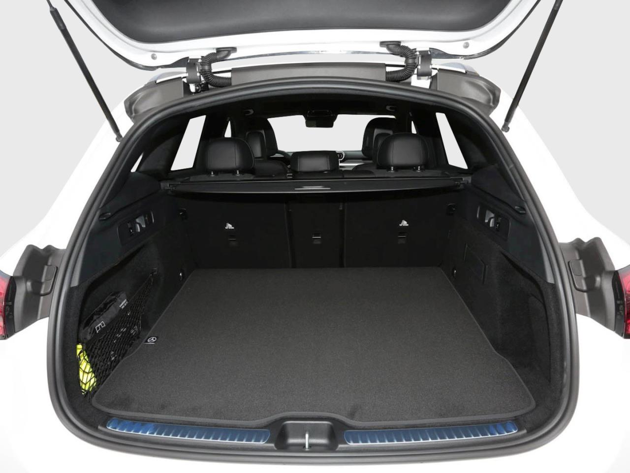 Mercedes-Benz GLC 220 d 4MATIC AMG Night Distronic Panorama AHK