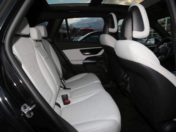 Mercedes-Benz GLC 220 d 4MATIC AMG 360° Panorama Distronic AHK Mercedes-Benz GLC 220 d 4MATIC AMG 360° Panorama Distronic AHK