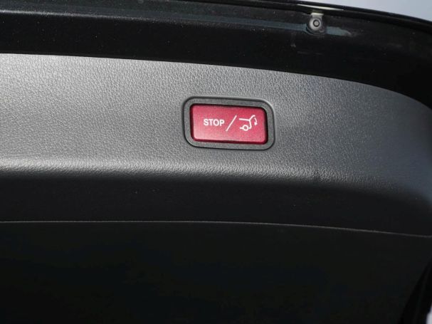 Mercedes-Benz GLC 220 d 4MATIC AMG 360° Panorama Distronic AHK Mercedes-Benz GLC 220 d 4MATIC AMG 360° Panorama Distronic AHK