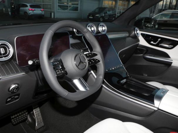 Mercedes-Benz GLC 220 d 4MATIC AMG 360° Panorama Distronic AHK Mercedes-Benz GLC 220 d 4MATIC AMG 360° Panorama Distronic AHK