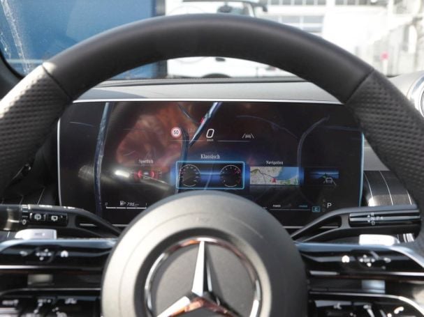 Mercedes-Benz GLC 220 d 4MATIC AMG Panorama Memory AHK 360° Mercedes-Benz GLC 220 d 4MATIC AMG Panorama Memory AHK 360°