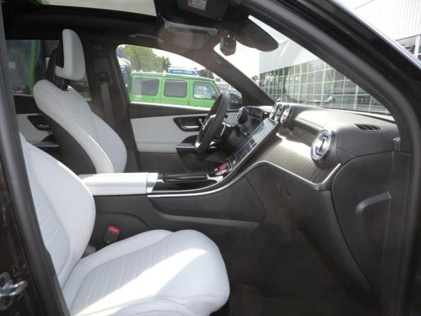Mercedes-Benz GLC 220 d 4MATIC AMG Panorama Memory AHK 360° Mercedes-Benz GLC 220 d 4MATIC AMG Panorama Memory AHK 360°