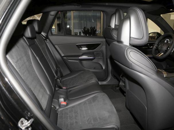 Mercedes-Benz GLC 220 d 4MATIC AMG Panorama Memory AHK Memory Mercedes-Benz GLC 220 d 4MATIC AMG Panorama Memory AHK Memory