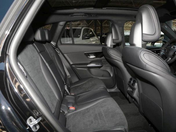 Mercedes-Benz GLC 220 d 4MATIC AMG MBUX Navi MBUX DynLi SpurH Mercedes-Benz GLC 220 d 4MATIC AMG MBUX Navi MBUX DynLi SpurH