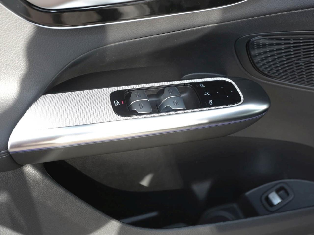 Mercedes-Benz GLC 220 d 4MATIC AMG Night Panorama Memory AHK