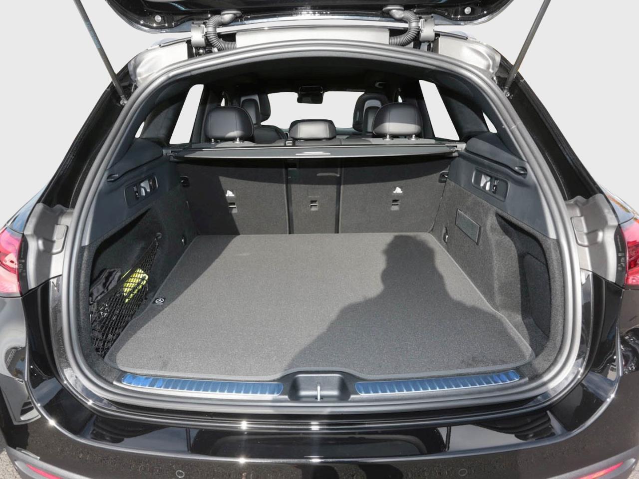 Mercedes-Benz GLC 220 d 4MATIC AMG Night Panorama Memory AHK Mercedes-Benz GLC 220 d 4MATIC AMG Night Panorama Memory AHK