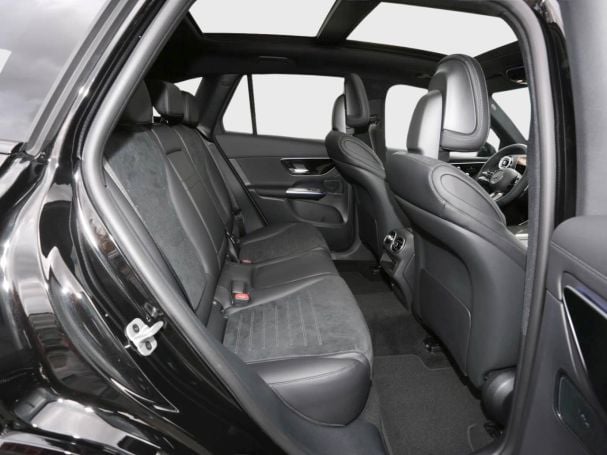 Mercedes-Benz GLC 220 d 4MATIC AMG Night Panorama 360° AHK Mercedes-Benz GLC 220 d 4MATIC AMG Night Panorama 360° AHK