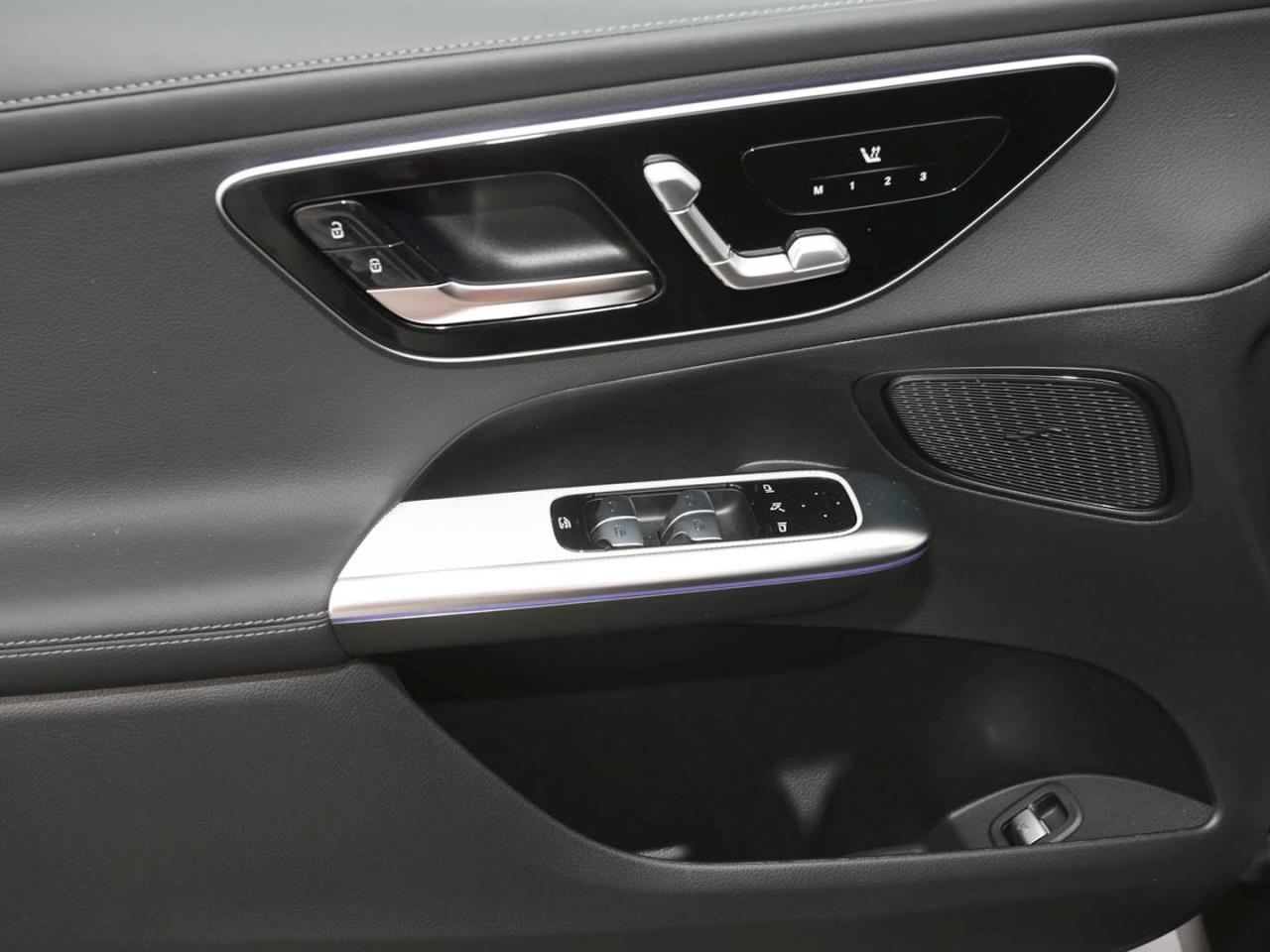 Mercedes-Benz GLC 220 d 4MATIC AMG Night Panorama 360° AHK Mercedes-Benz GLC 220 d 4MATIC AMG Night Panorama 360° AHK