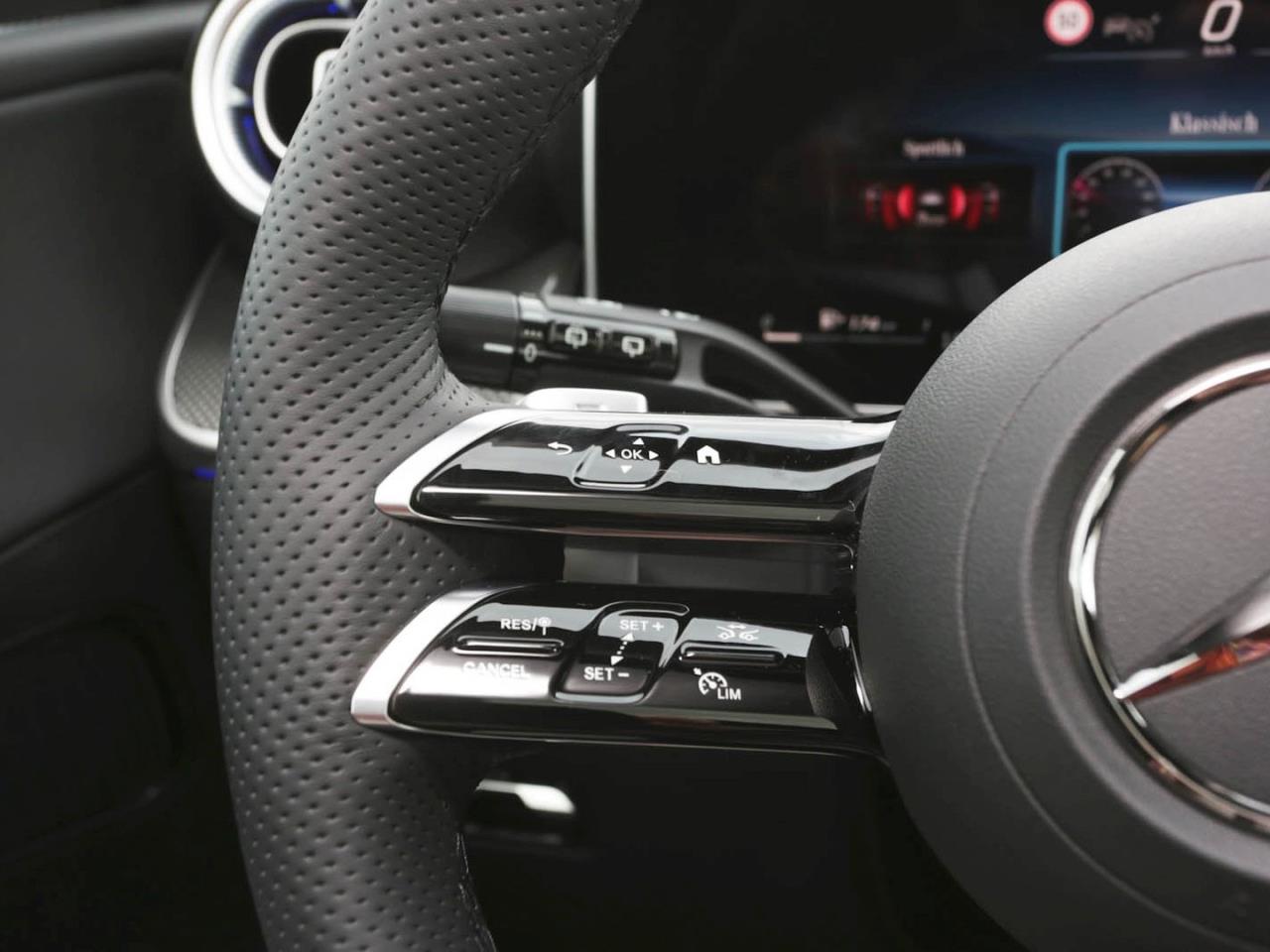 Mercedes-Benz GLC 220 d 4MATIC AMG Night Panorama 360° AHK