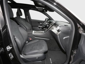 Mercedes-Benz GLC 220 d 4MATIC AMG Night Panorama 360° AHK Mercedes-Benz GLC 220 d 4MATIC AMG Night Panorama 360° AHK
