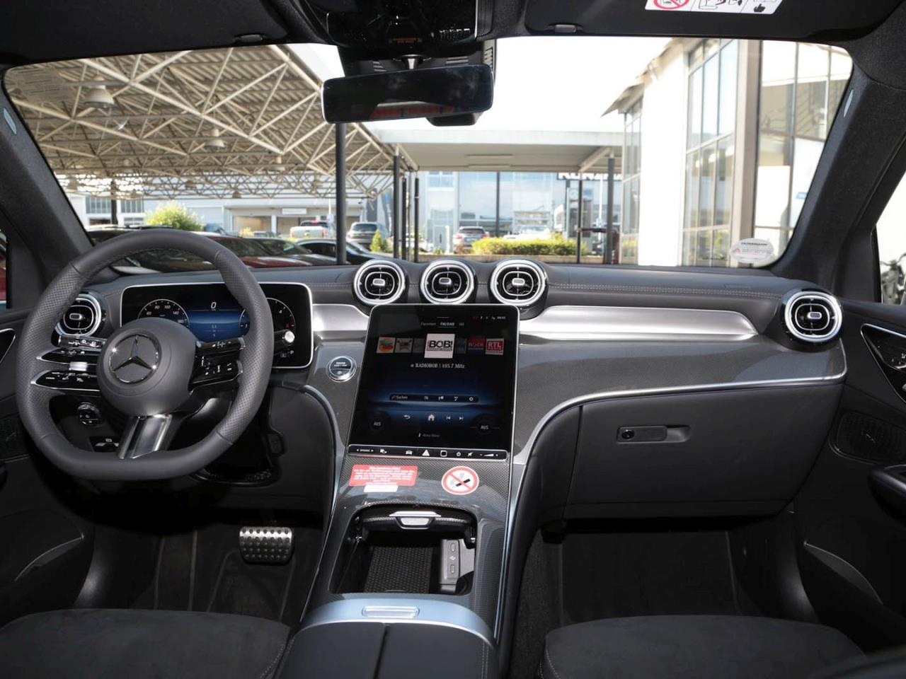 Mercedes-Benz GLC 220 d 4MATIC AMG MBUX Navi MBUX DynLi SpurH Mercedes-Benz GLC 220 d 4MATIC AMG MBUX Navi MBUX DynLi SpurH