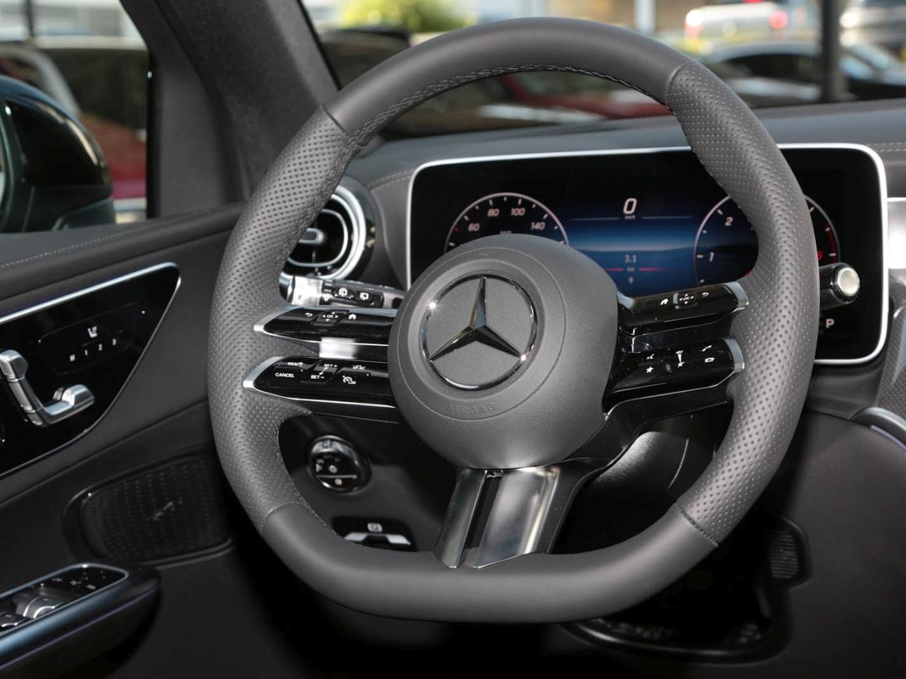 Mercedes-Benz GLC 220 d 4MATIC AMG MBUX Navi MBUX DynLi SpurH Mercedes-Benz GLC 220 d 4MATIC AMG MBUX Navi MBUX DynLi SpurH