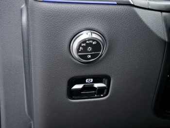 Mercedes-Benz GLC 220 d 4MATIC AMG Distronic Memory AHK 360°