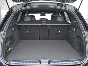 Mercedes-Benz GLC 220 d 4MATIC AMG Distronic Memory AHK 360°
