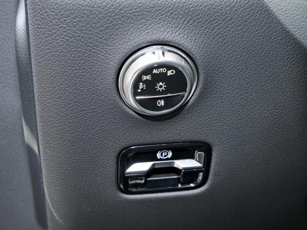 Mercedes-Benz GLC 220 d 4MATIC AMG Distronic 360° AHK Memory