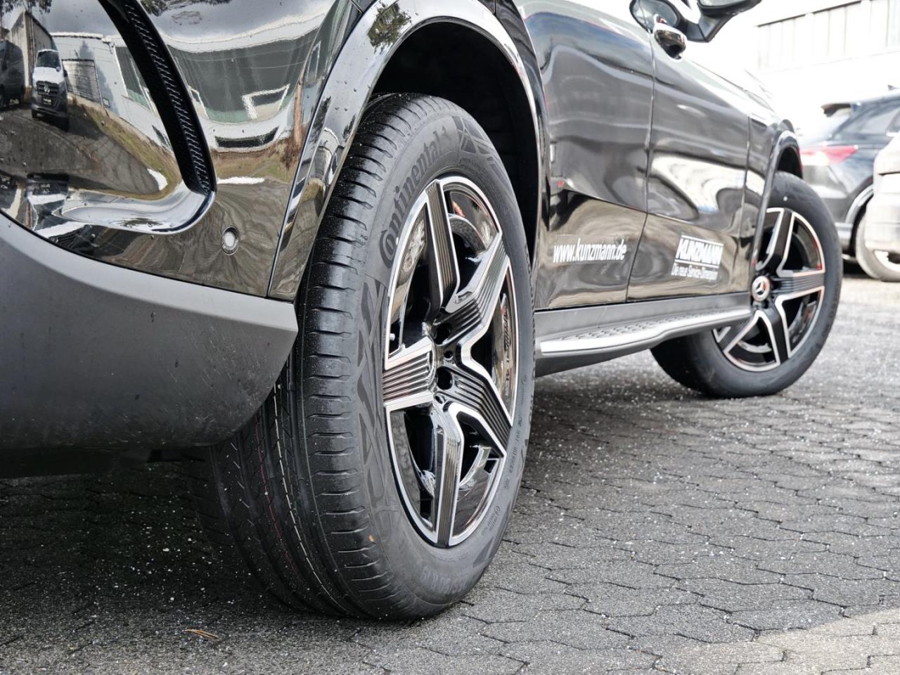 Mercedes-Benz GLC 220 d 4MATIC AMG Distronic 360° AHK Memory