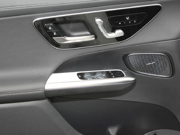 Mercedes-Benz GLC 220 d 4MATIC AMG Night Navi Memory AHK 360° Mercedes-Benz GLC 220 d 4MATIC AMG Night Navi Memory AHK 360°