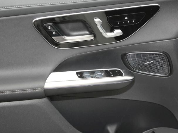 Mercedes-Benz GLC 220 d 4MATIC AMG Night Navi Memory AHK 360° Mercedes-Benz GLC 220 d 4MATIC AMG Night Navi Memory AHK 360°