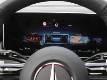 Mercedes-Benz GLC 220 d 4MATIC AMG Night Panorama Memory AHK