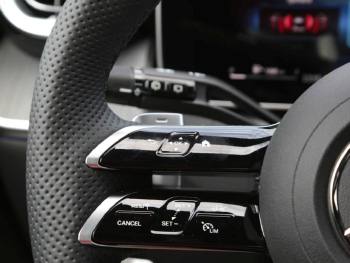 Mercedes-Benz GLC 220 d 4MATIC AMG Night Panorama Memory AHK